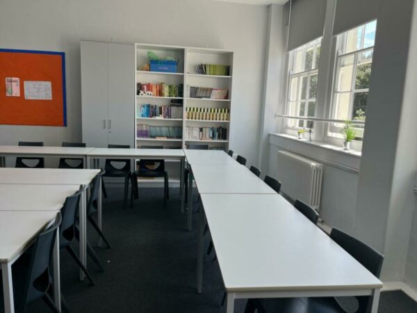 English Summer Programme for Juniors-Brighton - Image 3
