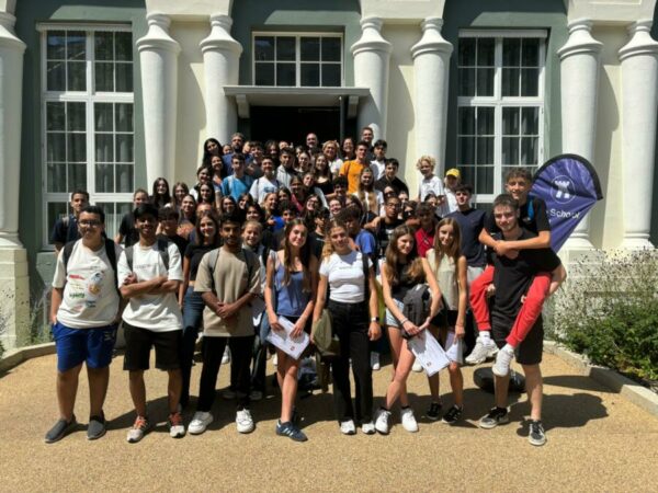 English Summer Programme for Juniors-Brighton